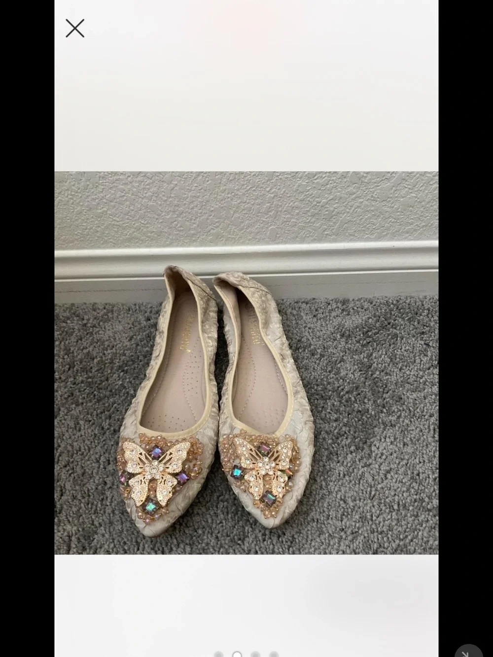 Pointed Embellished Cream Floral Lace Ballet Flats